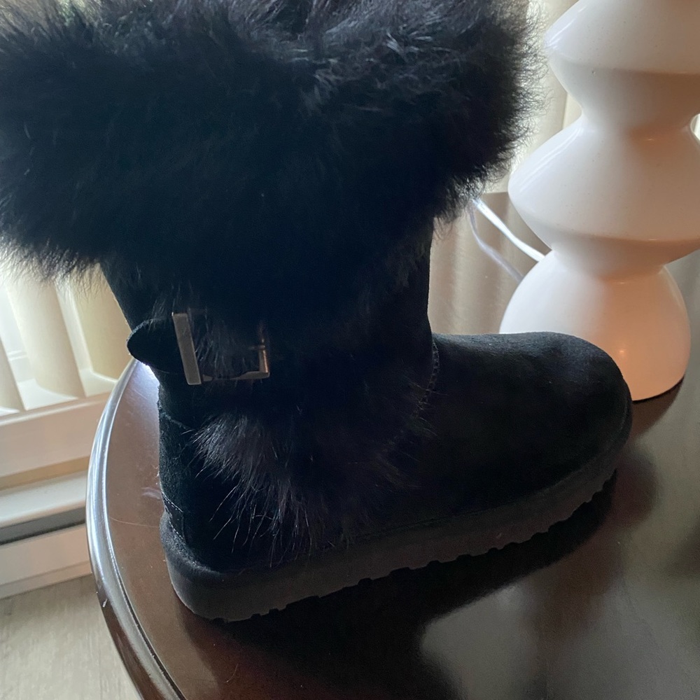 Womens Ugg boots - Picture 6 of 7